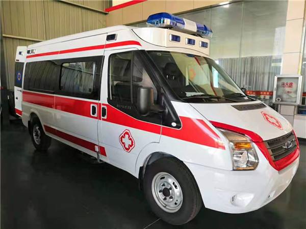桂阳县福特V362救护车
